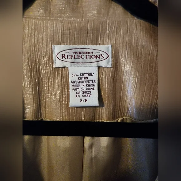 NORTHERN REFLECTIONS GOLD JACKET - Picture 5 of 8